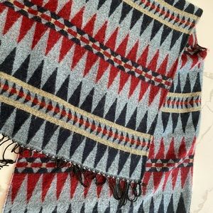 the accessory collective poncho ONE SIZE